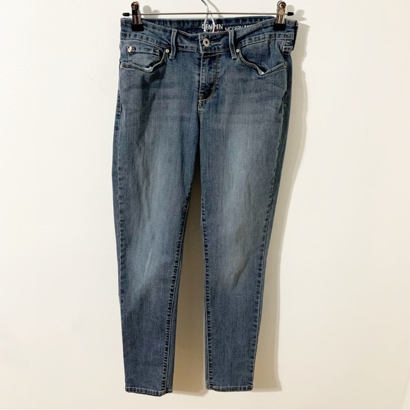 Denizen from Levi’s Modern Skinny Medium Wash Denim Jeans Color Distressed 28X30 - Picture 1 of 11